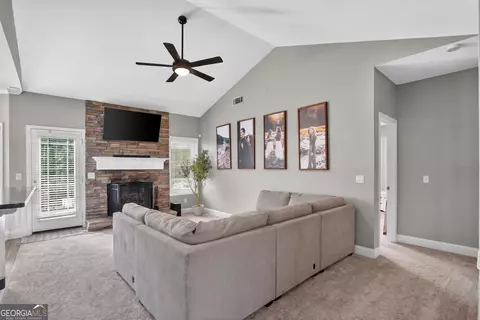 Other - 171 Windsor Ct, Williamson, GA 30292 photo 4 of 19
