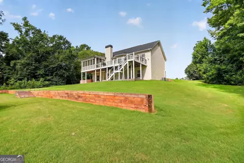 Exterior - 171 Windsor Ct, Williamson, GA 30292 photo 6 of 8