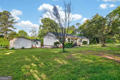 Exterior - 227 Shady Ln, Williamson, GA 30292 photo 12 of 14