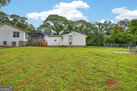 Exterior - 227 Shady Ln, Williamson, GA 30292 photo 9 of 14