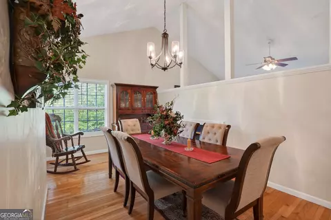 Dining - 227 Shady Ln, Williamson, GA 30292 photo 2 of 3