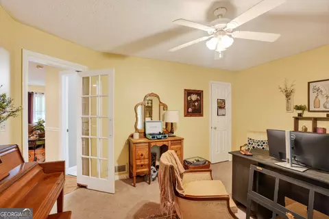 Entry Way - 227 Shady Ln, Williamson, GA 30292 photo 1 of 3