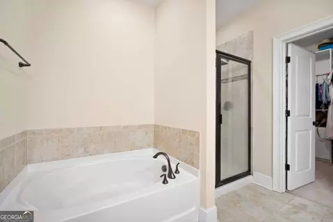 Bath - 106 Danbury Ct, Pooler, GA 31322 photo 1 of 1