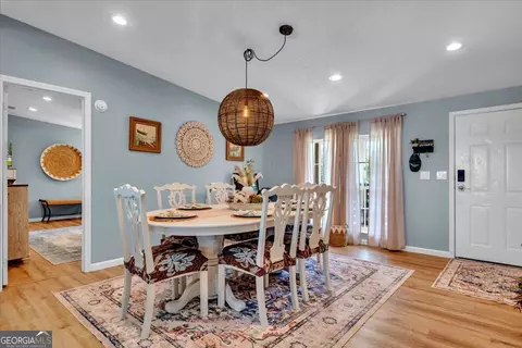 Dining - 121 W Entrekin Rd, Cobb, GA 31735 photo 4 of 4