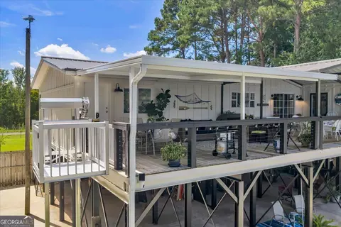 Exterior - 121 W Entrekin Rd, Cobb, GA 31735 photo 14 of 25