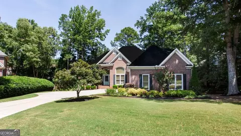 885 Rose Brook Dr, Lawrenceville, GA 30045