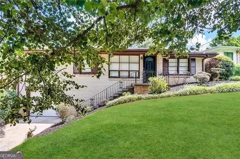 233 W Simon Ter NW, Atlanta, GA 30318
