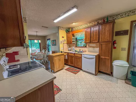 Kitchen - 195 Cedar Ln, Dillard, GA 30537 photo 1 of 2