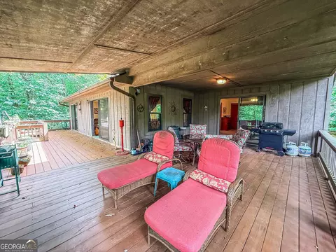 Exterior - 195 Cedar Ln, Dillard, GA 30537 photo 5 of 13
