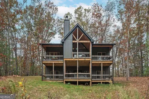 284 Lees Ride, Mccaysville, GA 30555