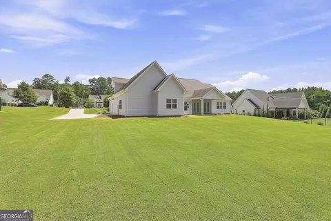 Exterior - 115 Grae Ct, Tyrone, GA 30290 photo 10 of 11