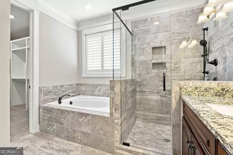 Bath - 115 Grae Ct, Tyrone, GA 30290 photo 2 of 4