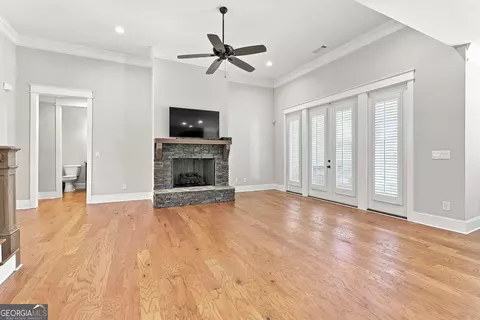 Living - 115 Grae Ct, Tyrone, GA 30290 photo 2 of 4