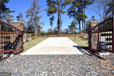 352 Mulberry Rd, Winder, GA 30680 photo 3