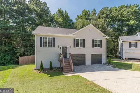 Exterior - 1278 Lynx Ct, Hampton, GA 30228 photo 2 of 7
