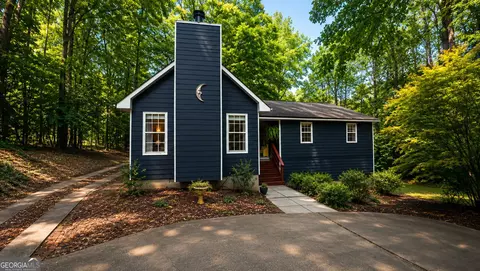 125 Maple Pl, Fayetteville, GA 30215