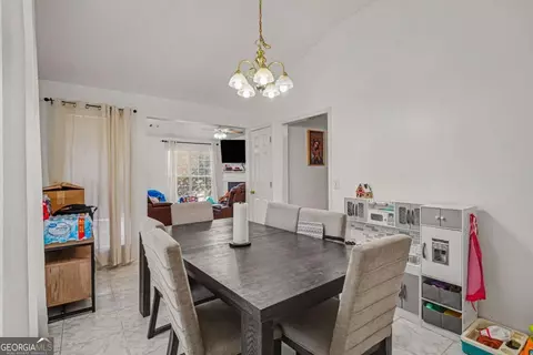 Dining - 256 Galway Ln, Hampton, GA 30228 photo 2 of 3