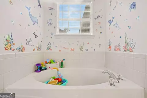 Bath - 256 Galway Ln, Hampton, GA 30228 photo 4 of 4