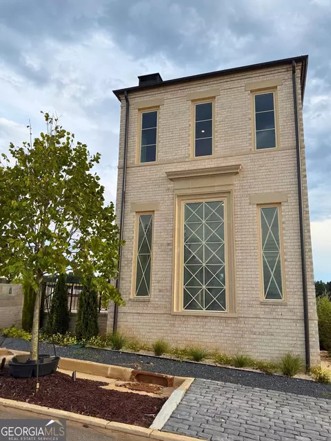 340 6th St, Fayetteville, GA 30214