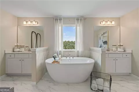 Bath - 128 Compass Rd, Hampton, GA 30228 photo 3 of 3
