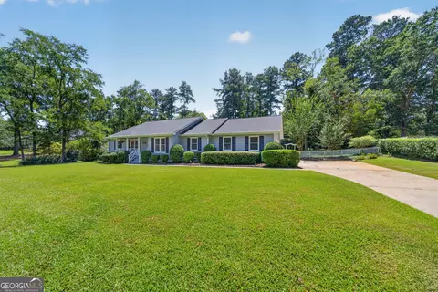 3631 Sussex Dr NE, Milledgeville, GA 31061