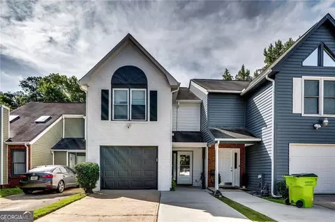 7982 Creekstone Way, Riverdale, GA 30274