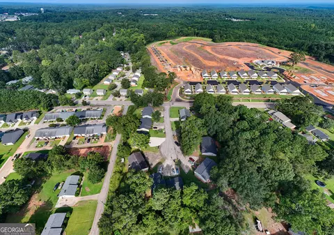 108 Peachtree Ct, Lagrange, GA 30241 photo 3