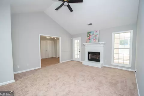 Living - 145 Edgemont Dr, Lagrange, GA 30240 photo 2 of 6