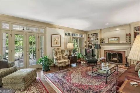 Living - Undisclosed, Duluth, GA 30096 photo 2 of 5