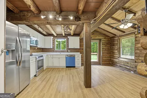 Kitchen - 2374 Gresham Rd, Zebulon, GA 30295 photo 1 of 2
