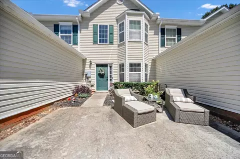 4625 Crawford Oaks Dr, Oakwood, GA 30566