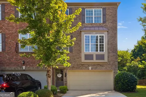 3237 Greenwood Oak Dr, Peachtree Corners, GA 30092