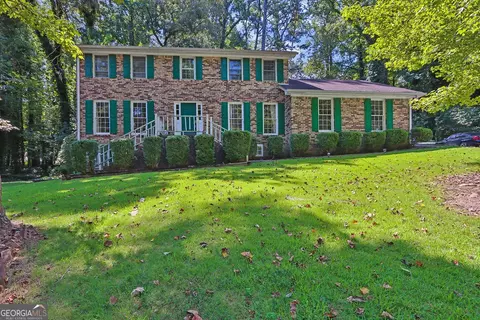 714 Wetherborn Pl, Stone Mountain, GA 30083