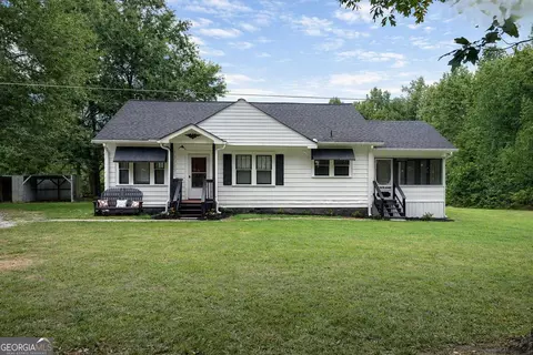 375 Wilson Cir, Lavonia, GA 30553