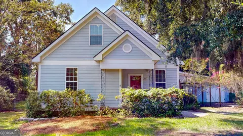 2607 Governor St, Garden City, GA 31408
