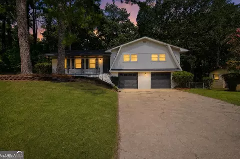5675 Morning Creek Cir, College Park, GA 30349