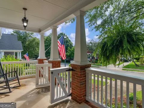 Exterior - 185 Ryan Ln, Covington, GA 30016 photo 2 of 10