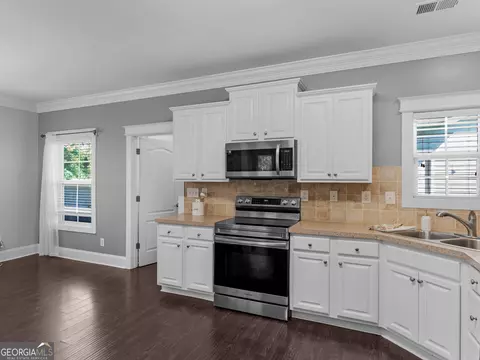 Kitchen - 185 Ryan Ln, Covington, GA 30016 photo 3 of 3