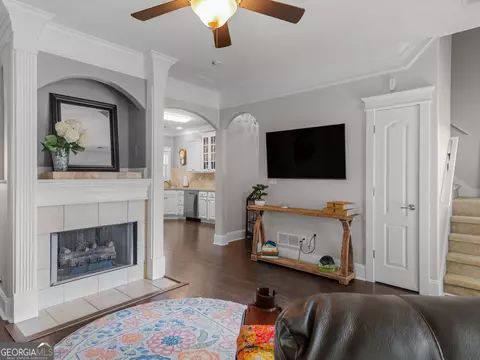 Living - 185 Ryan Ln, Covington, GA 30016 photo 3 of 3