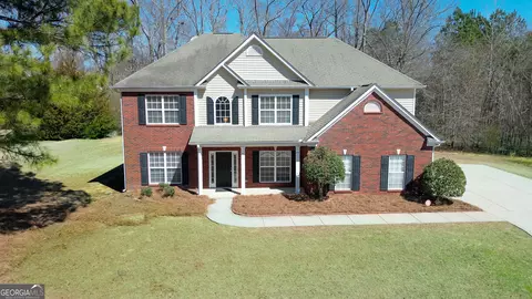30 Barbara Ct, Fayetteville, GA 30215
