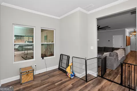 Entry Way - 207 Dixon Cir, Williamson, GA 30292 photo 7 of 13