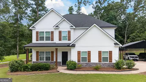 Exterior - 207 Dixon Cir, Williamson, GA 30292 photo 4 of 9
