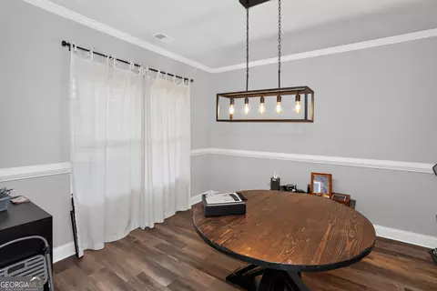Dining - 207 Dixon Cir, Williamson, GA 30292 photo 1 of 1