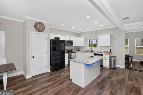 Other - 207 Dixon Cir, Williamson, GA 30292 photo 2 of 17
