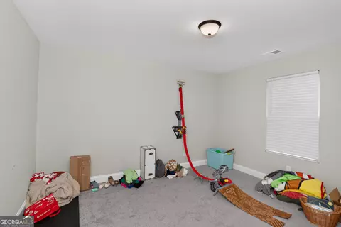 Bedroom - 207 Dixon Cir, Williamson, GA 30292 photo 4 of 9