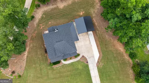 View/Area - 207 Dixon Cir, Williamson, GA 30292 photo 4 of 7