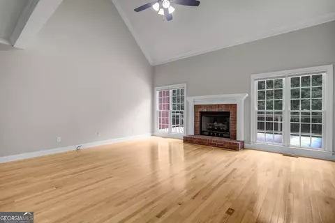 Living - 356 Massengale Rd, Brooks, GA 30205 photo 5 of 5