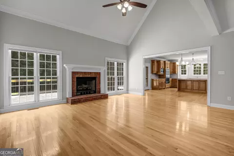 Living - 356 Massengale Rd, Brooks, GA 30205 photo 2 of 5