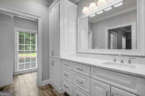 Bath - 356 Massengale Rd, Brooks, GA 30205 photo 7 of 11