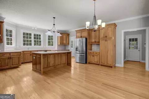 Kitchen - 356 Massengale Rd, Brooks, GA 30205 photo 7 of 7